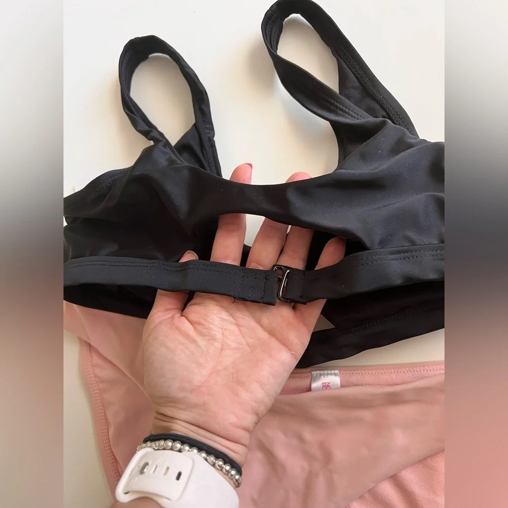 Bikini Set - Picture 2 of 5